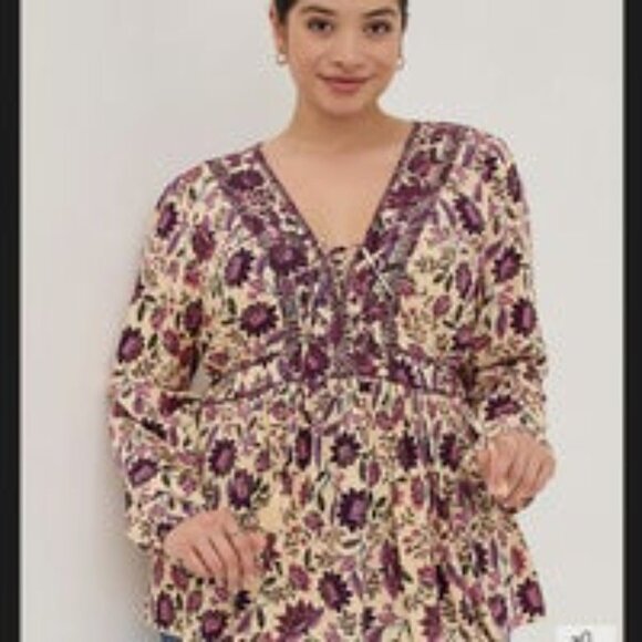 BABYDOLL RAYON CREPE EMBROIDERED LACE-UP TOP - Picture 3 of 7